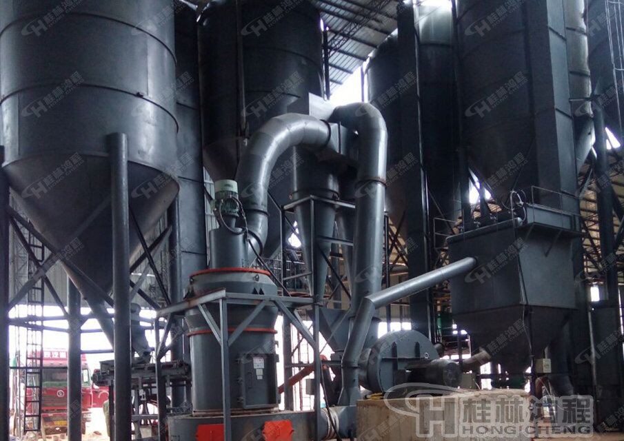 桂林鴻程新型磨粉設(shè)備，螢石雷蒙機(jī),螢石雷蒙磨,80-800目螢石雷蒙磨粉機(jī)：HCQ系列改進(jìn)型磨粉機(jī)HCQ1500