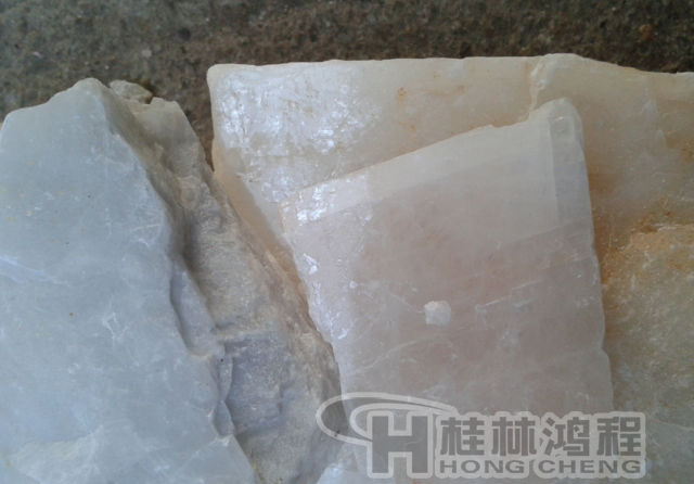 長石，長石粉，長石的用途
