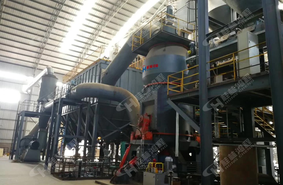 HLM1900碗式中速磨煤機(jī)山西某煤力電廠(chǎng)客戶(hù)生產(chǎn)線(xiàn)現(xiàn)場(chǎng)